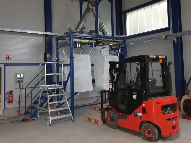 IFA Technology industrial big bag filling station 